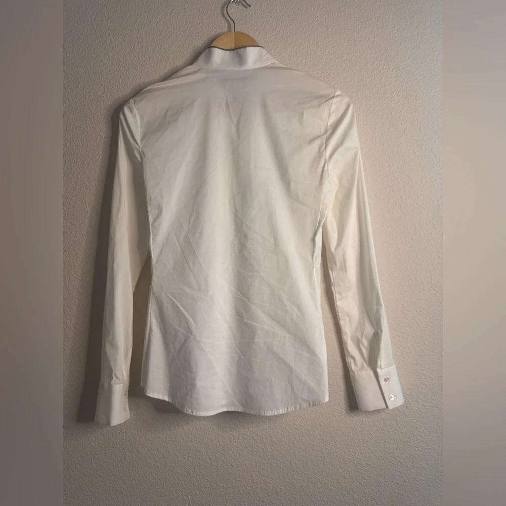 Ann Taylor White Ruffle Blouse with Black Trim Size 2 - Picture 6 of 7